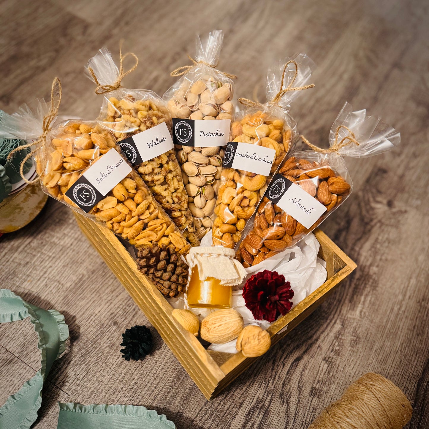 Gift Set Of Nuts And Honey In A Wooden Box (NUT120) - Flora Sense